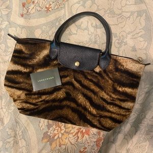 Gorgeous Longchamp tiger print bag